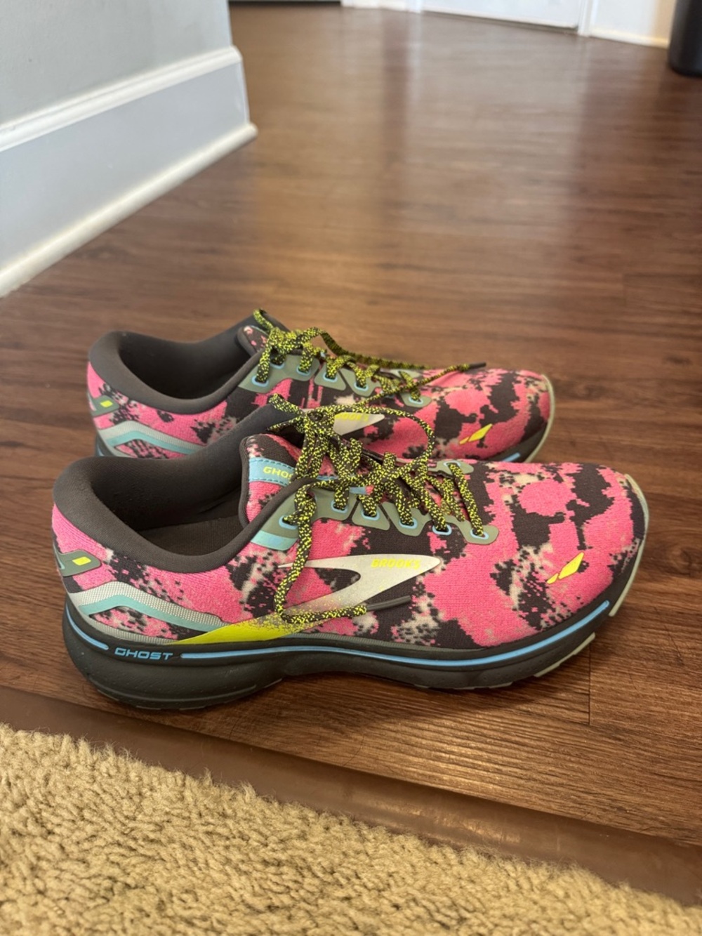 Brooks Women's Ghost 15 Running Shoes - Pink Camo with Yellow Accents